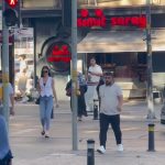 Pejalan kaki di Istanbul