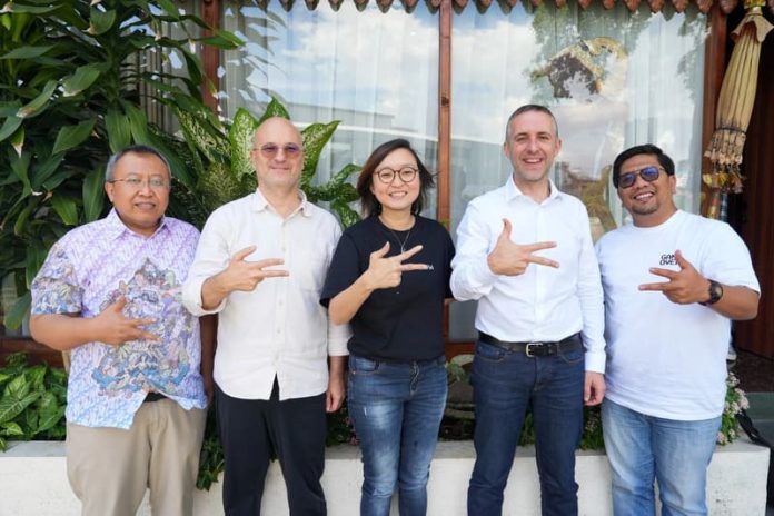 823805ea-2b25-4889-8f2b-a13f34656d94 (1) (2)