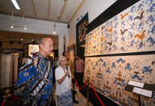 Menteri Perindustrian Agus Gumiwang Kartasasmita