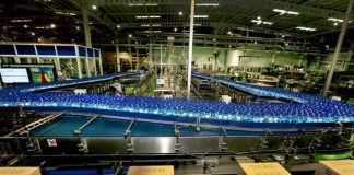 Pabrik Pengemasan Air Minum Dalam Kemasan