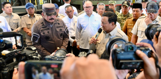 Wamenkeu Suahasil Dampingi Presiden Prabowo Meninjau 6 Smelter Ilegal di Bangka Belitung