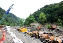 Mendagri: Korban Bencana di Sumatera Diusulkan Masuk PKH Selama Enam Bulan Pembangunan jalan