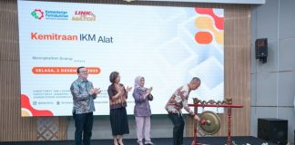 Menteri Perindustrian