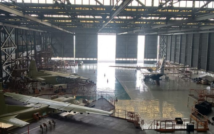 Industri Aeronautika