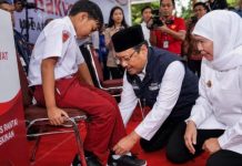 Sepatu Sekolah Rakyat