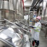 80 Persen Bahan Baku Masih Impor, Industri Susu Nasional Didorong Lebih Mandiri Susu cair