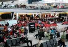 Heathrow Airport ke Pusat Kota London: Naik Tube, Cepat & Murah!