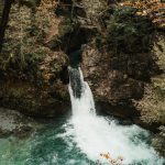 Pesona Blue Eye Albania yang Memikat Wisatawan Dunia