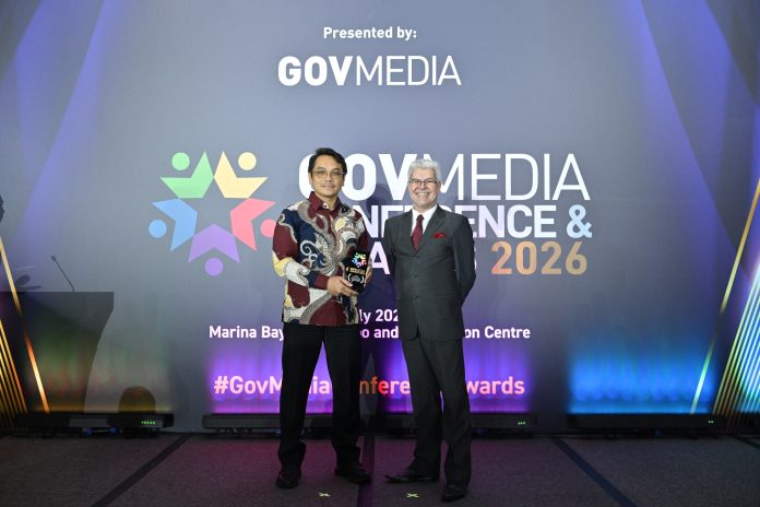 Kemenhub terima penghargaan Indonesia Public Sector Initiative of the Year – Transportation di GovMedia Conference & Awards 2026, Singapura, Kamis (9 Juli 2026)