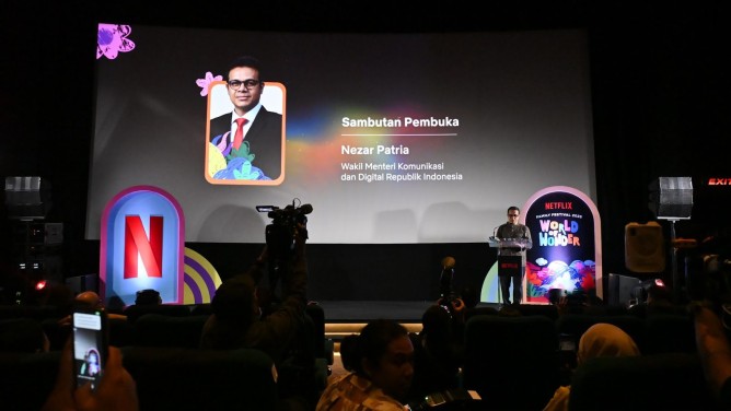 menontonbersamakeluarga
