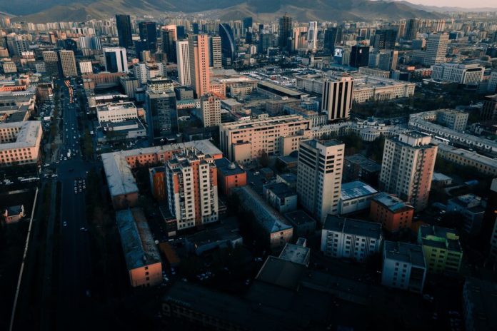 uudam-mendsaikhan-unsplash