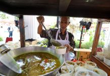 Usai Upacara, Istana Merdeka Buka Jamuan Rakyat: UMKM Sajikan Kuliner untuk Warga Kuliner