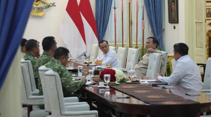 Pimpinan TNI