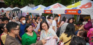 Generasi Muda Bawa Kebaya Warisan Budaya ke Gaya Kekinian