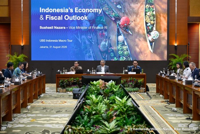 Wamenkeu Suahasil Nazara dalam kegiatan UBS Indonesia Macro Tour di Jakarta pada Senin (31.8.26).