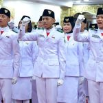 Paskibraka “Indonesia Berdaulat” Bertugas Kibarkan Sang Merah Putih di Istana Merdeka