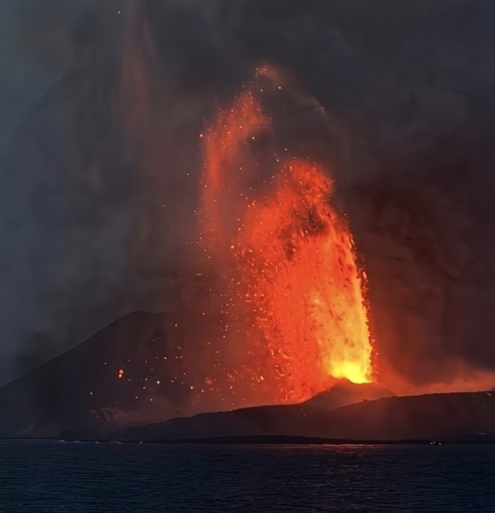 Erupsi Anak Gunung Krakatau