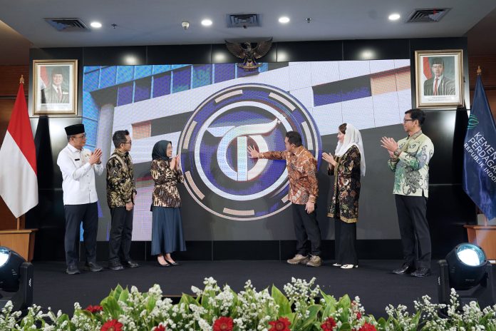 Mendag Busan luncurkan Cetak Biru Pengembangan SDM Perdagangan dan “Trade Corporate University Kementerian Perdagangan (Trade CorpU) di Kantor Kemendag, Jakarta,