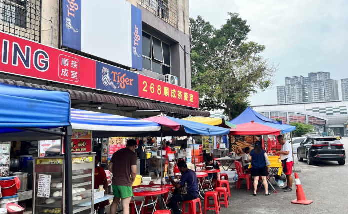 kawasan Jalan Bandar Dua Belas, Pusat Bandar Puchong, Selangor,
